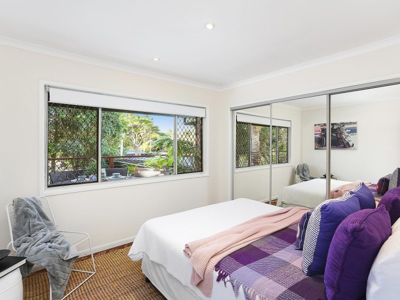 36 Bellevue Parade, Labrador QLD 4215