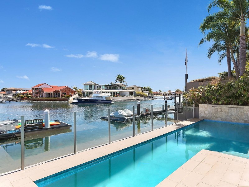 52 Shearwater Esplanade, Runaway Bay QLD 4216