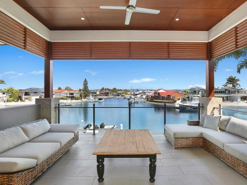 52 Shearwater Esplanade, Runaway Bay QLD 4216