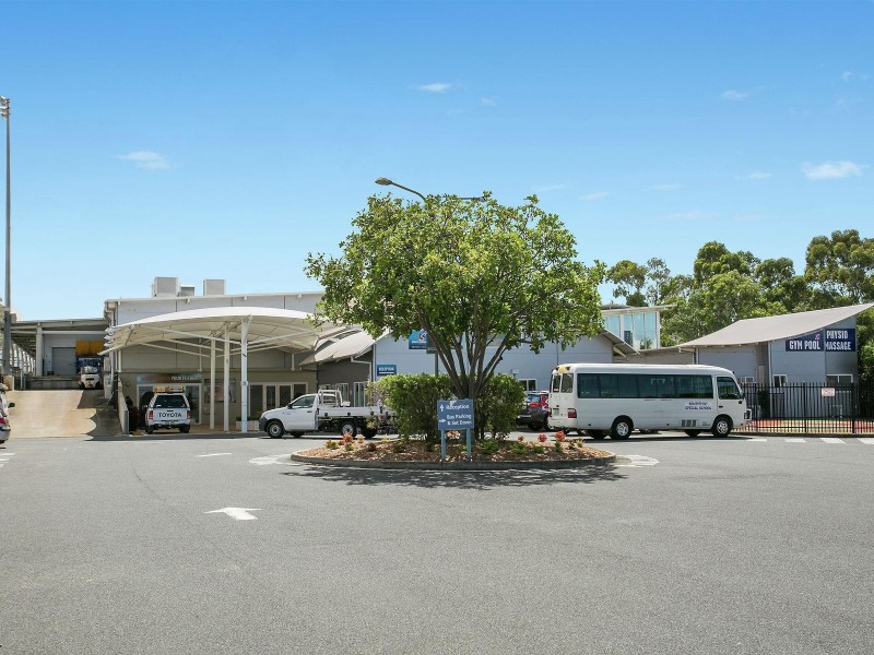 52 Shearwater Esplanade, Runaway Bay QLD 4216