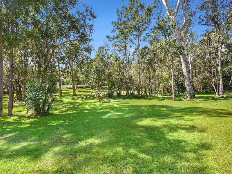 1 Uplands Drive, Parkwood QLD 4214