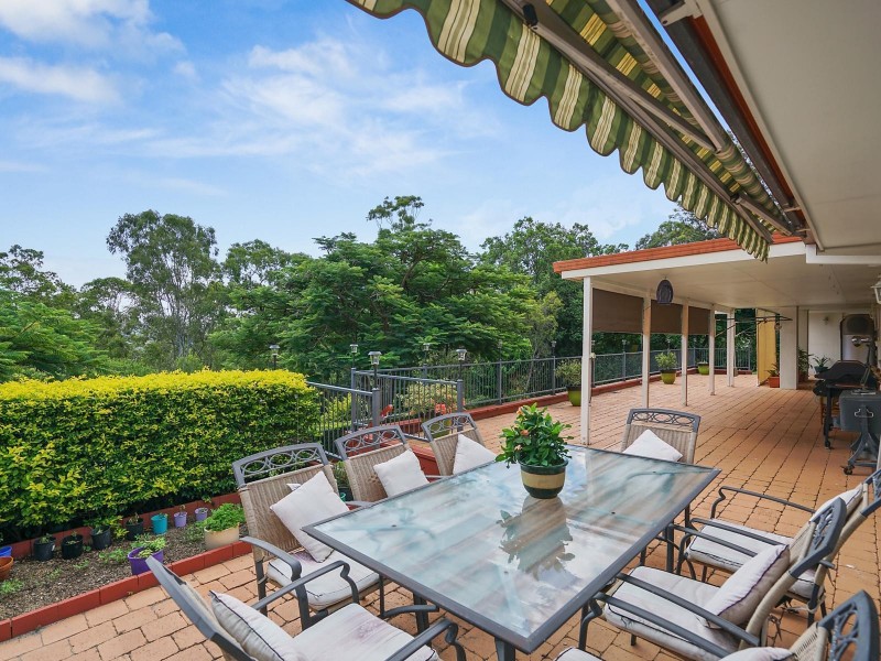 47 Uplands Drive, Parkwood QLD 4214