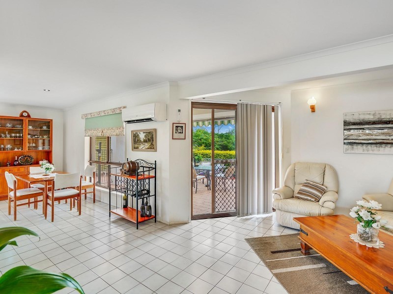 47 Uplands Drive, Parkwood QLD 4214