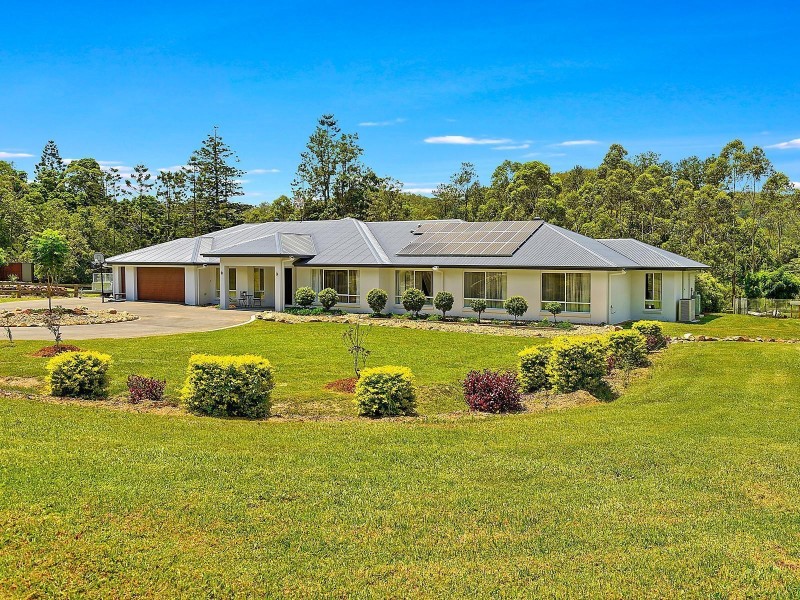 18 Del Court, Wongawallan QLD 4210