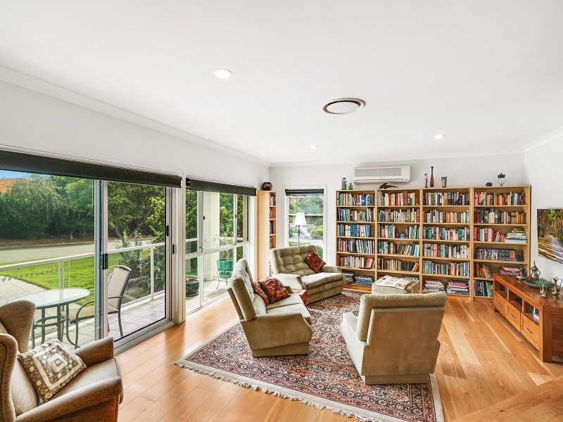 45 Chichester Drive, Arundel QLD 4214