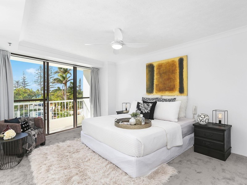 3/5 Oatland Esplanade, Runaway Bay QLD 4216