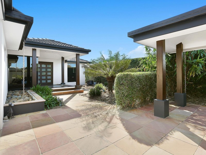 13 Jaguar Drive, Bundall QLD 4217