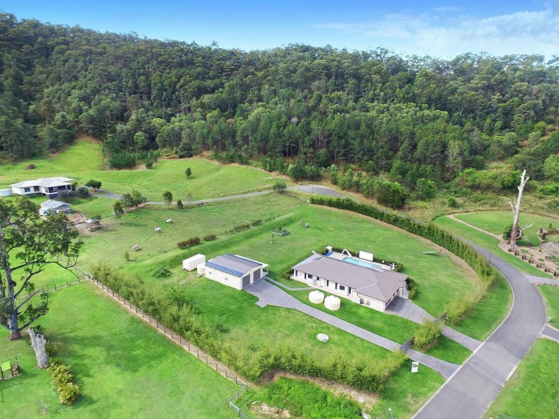15 Del Court, Wongawallan QLD 4210
