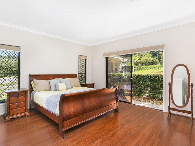 15 Del Court, Wongawallan QLD 4210