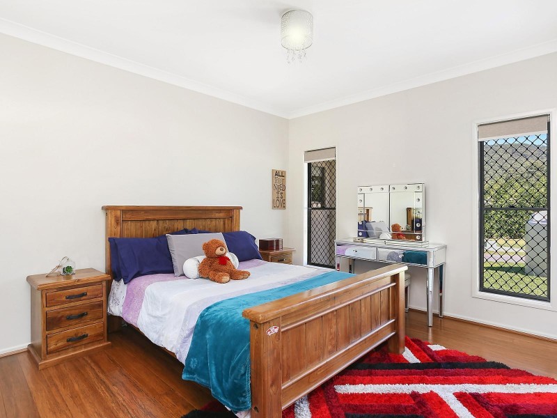 15 Del Court, Wongawallan QLD 4210