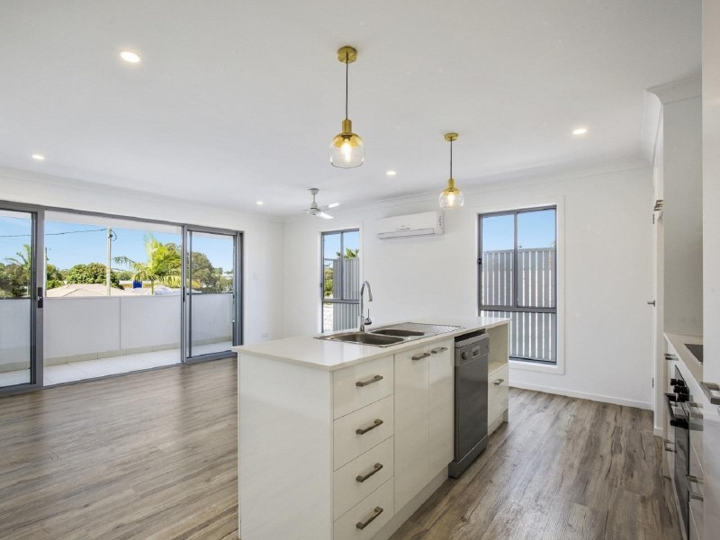 1/123 Falconer Street, Southport QLD 4215