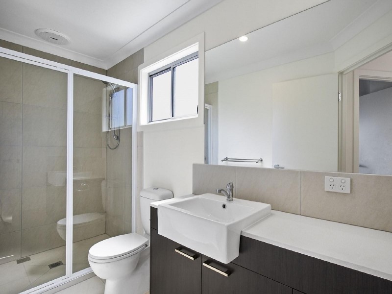 1/123 Falconer Street, Southport QLD 4215