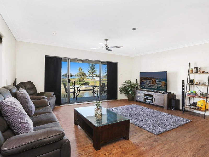 3/17 Madang Crescent, Runaway Bay QLD 4216