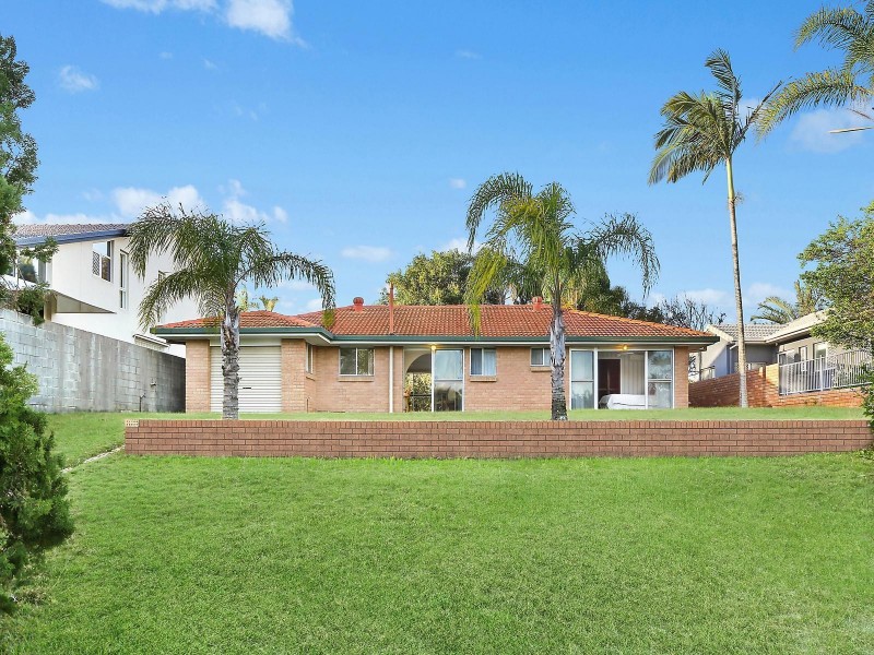 7 Sundowner Court, Mermaid Waters QLD 4218