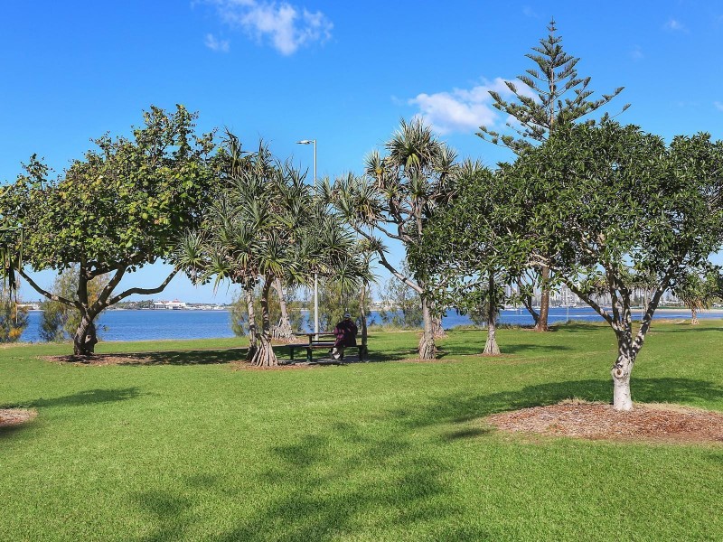 66 Central Street, Labrador QLD 4215