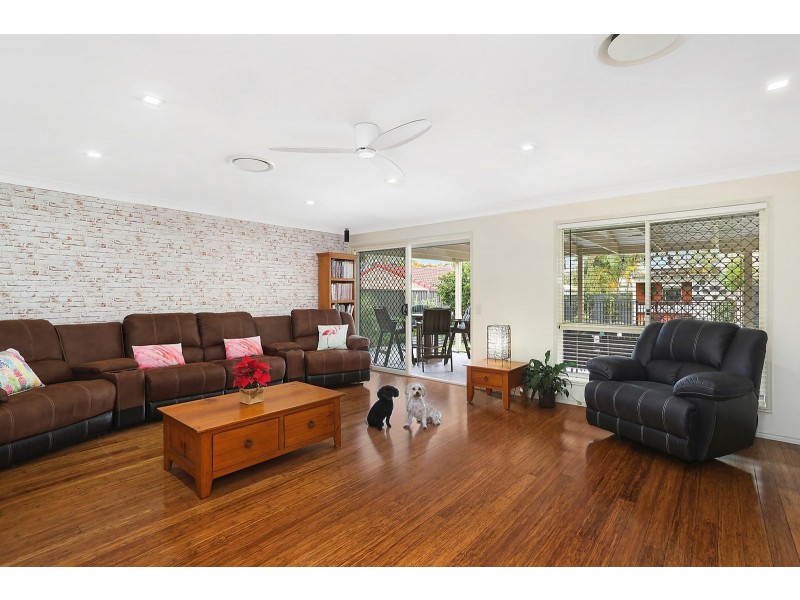 3 Bryce Lane, Labrador QLD 4215