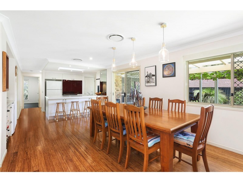 3 Bryce Lane, Labrador QLD 4215