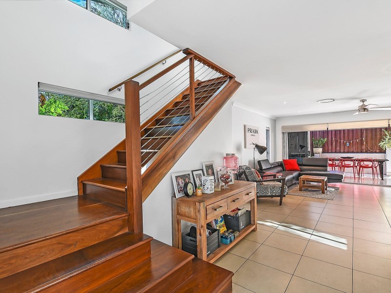 1/84 Falconer Street, Southport QLD 4215