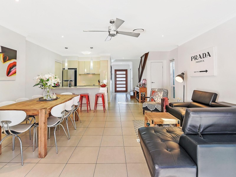 1/84 Falconer Street, Southport QLD 4215