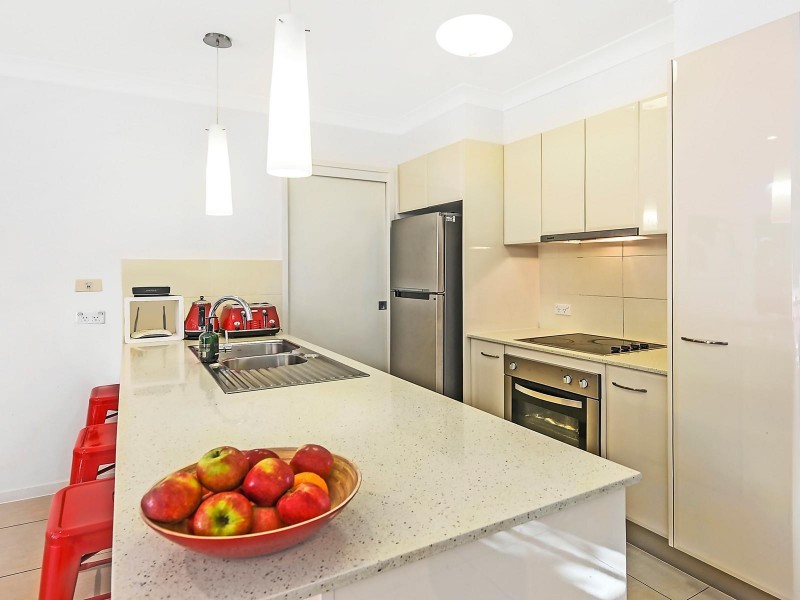1/84 Falconer Street, Southport QLD 4215
