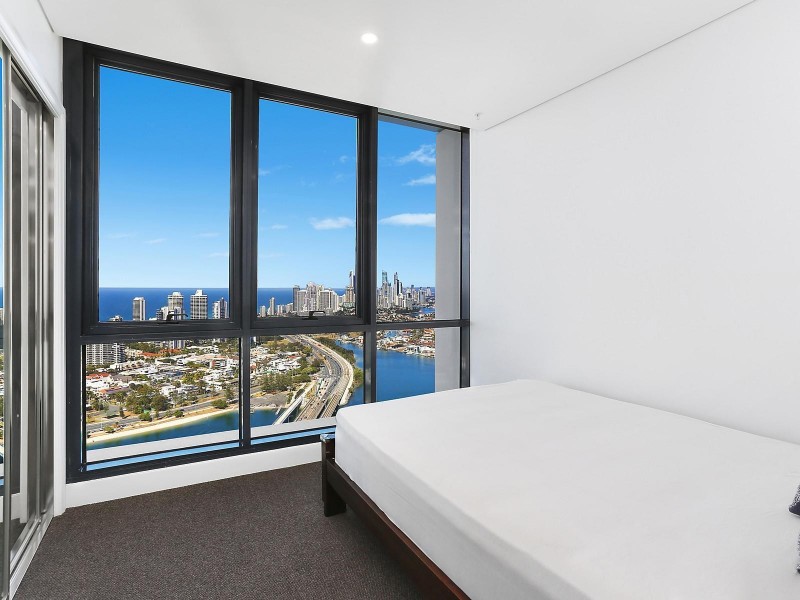 3909/2 Como Crescent, Southport QLD 4215