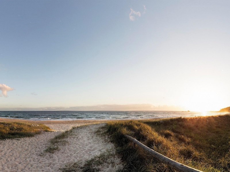 604/10 Third Avenue, Palm Beach QLD 4221