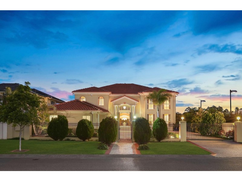 41 Sir Bruce Small Boulevard, Benowa Waters QLD 4217