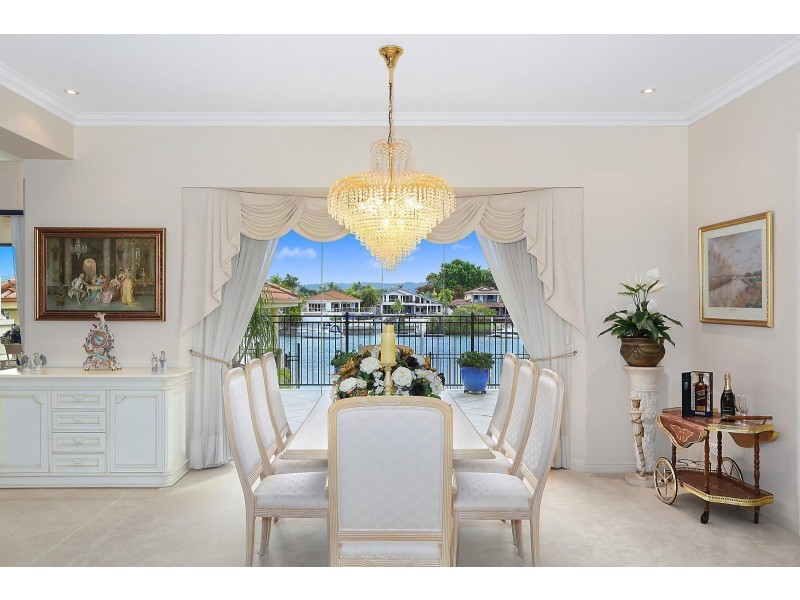 41 Sir Bruce Small Boulevard, Benowa Waters QLD 4217