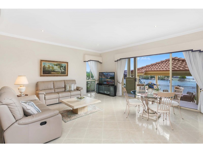 41 Sir Bruce Small Boulevard, Benowa Waters QLD 4217