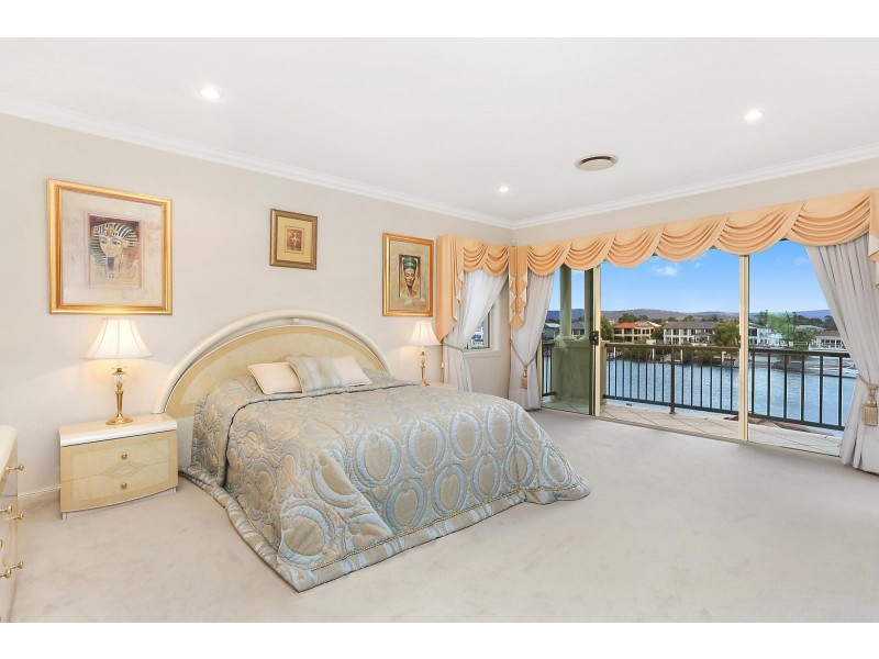 41 Sir Bruce Small Boulevard, Benowa Waters QLD 4217