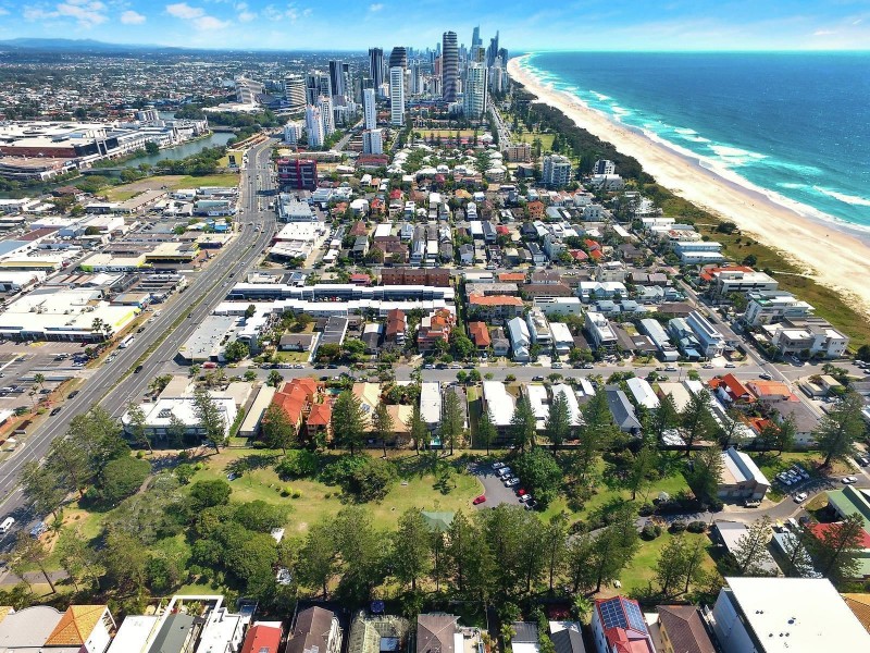 2/41 Montana Road, Mermaid Beach QLD 4218