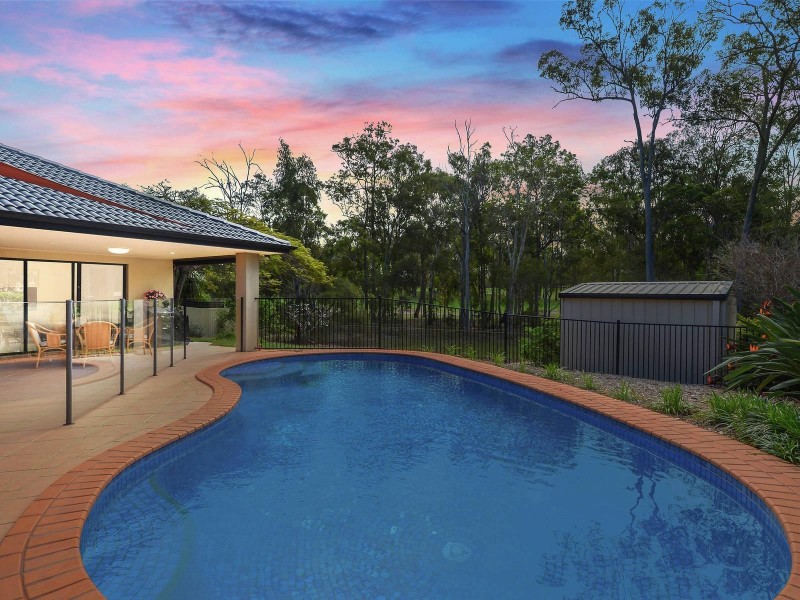 11 Blackfen Court, Arundel QLD 4214