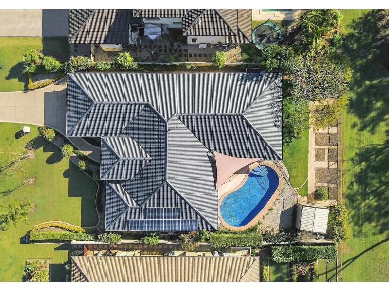 11 Blackfen Court, Arundel QLD 4214