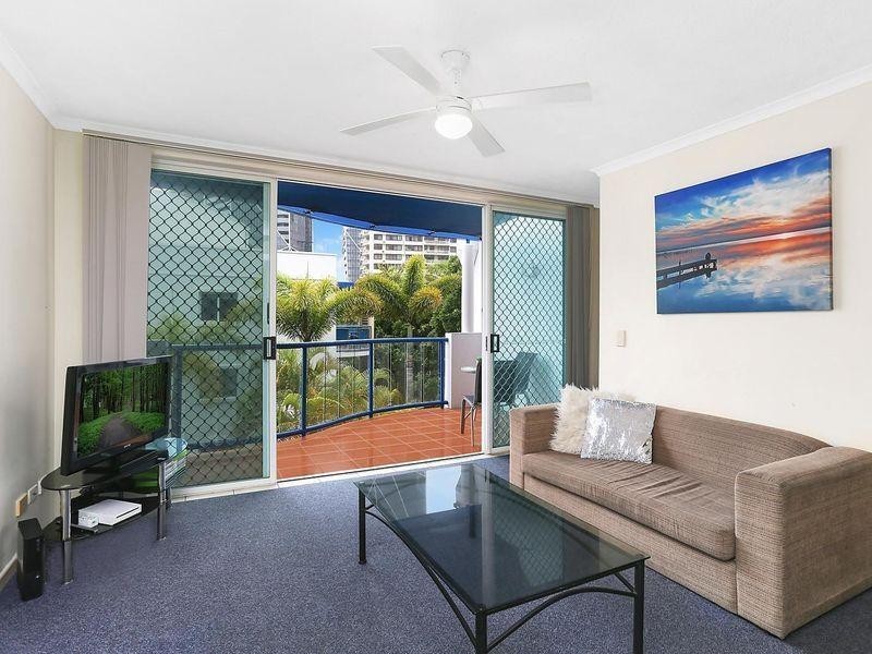 16/193 Surf Parade, Surfers Paradise QLD 4217