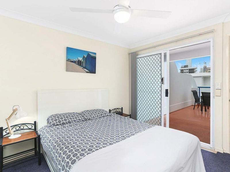 16/193 Surf Parade, Surfers Paradise QLD 4217