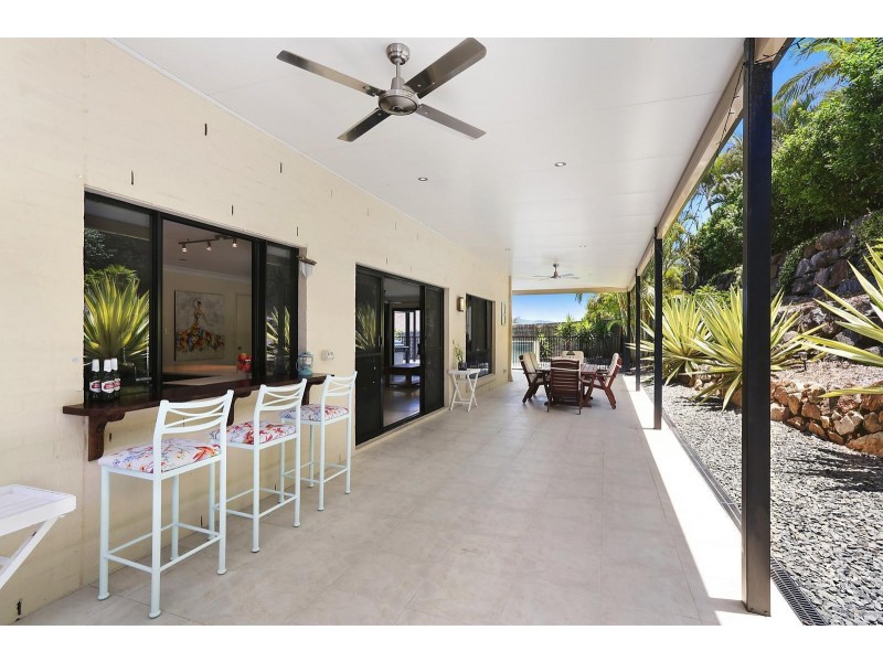 20 Wellers Street, Pacific Pines QLD 4211