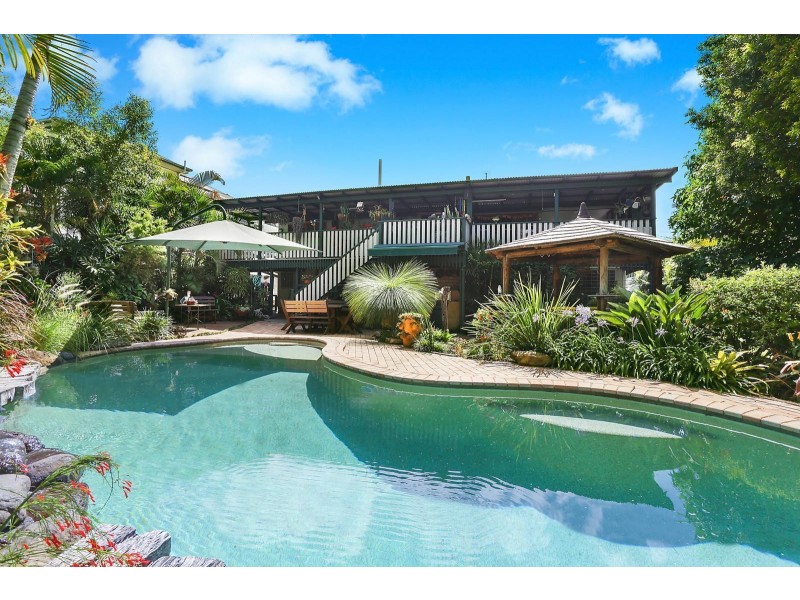 13 Ernest Street, Labrador QLD 4215
