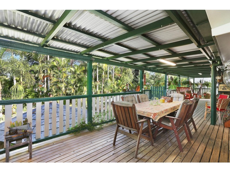 13 Ernest Street, Labrador QLD 4215