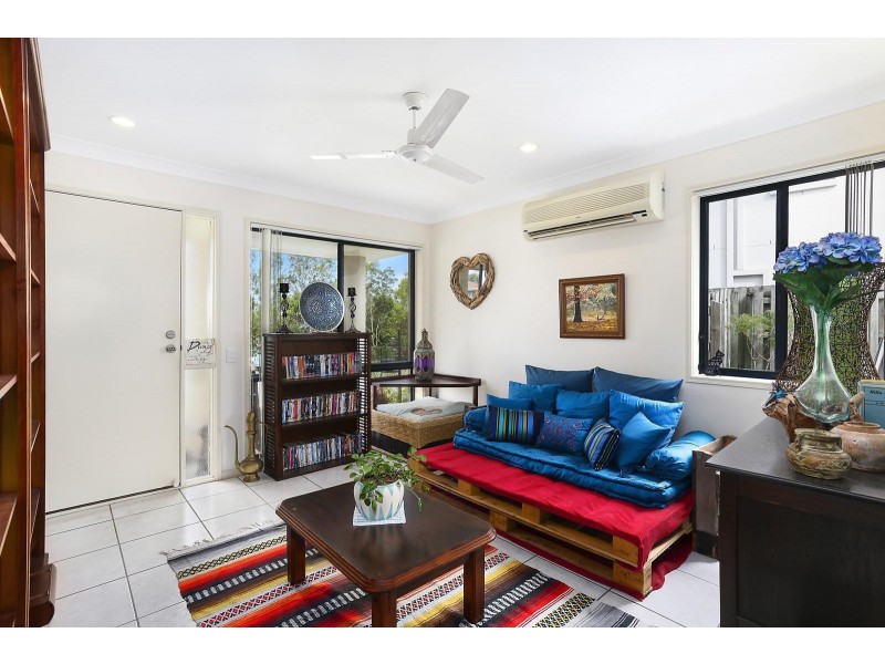 9/1 Hervey Street, Pacific Pines QLD 4211