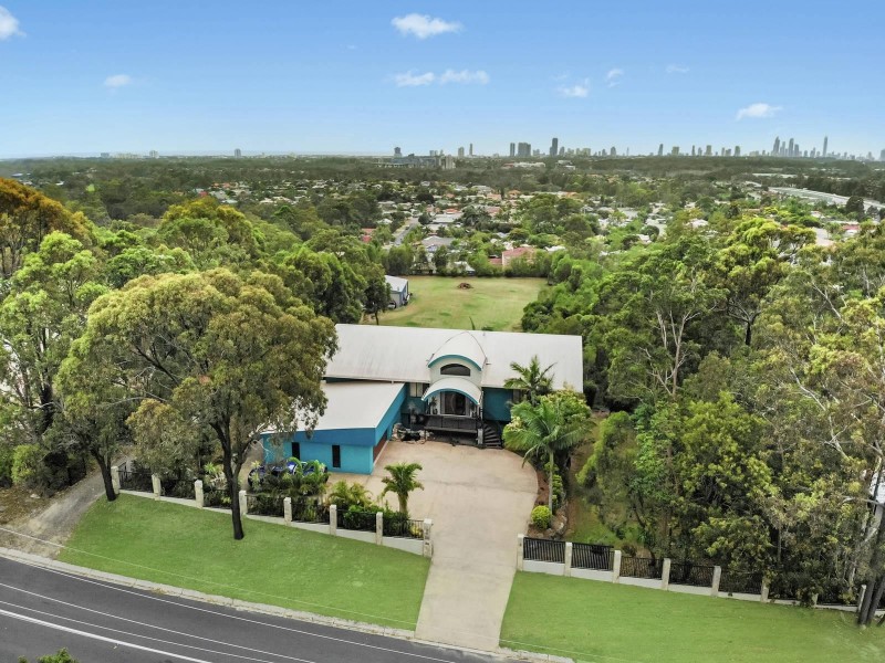 36 Uplands Drive, Parkwood QLD 4214