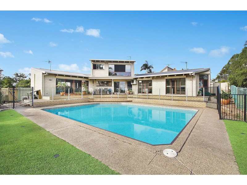 10 Binalong Drive, Ashmore QLD 4214