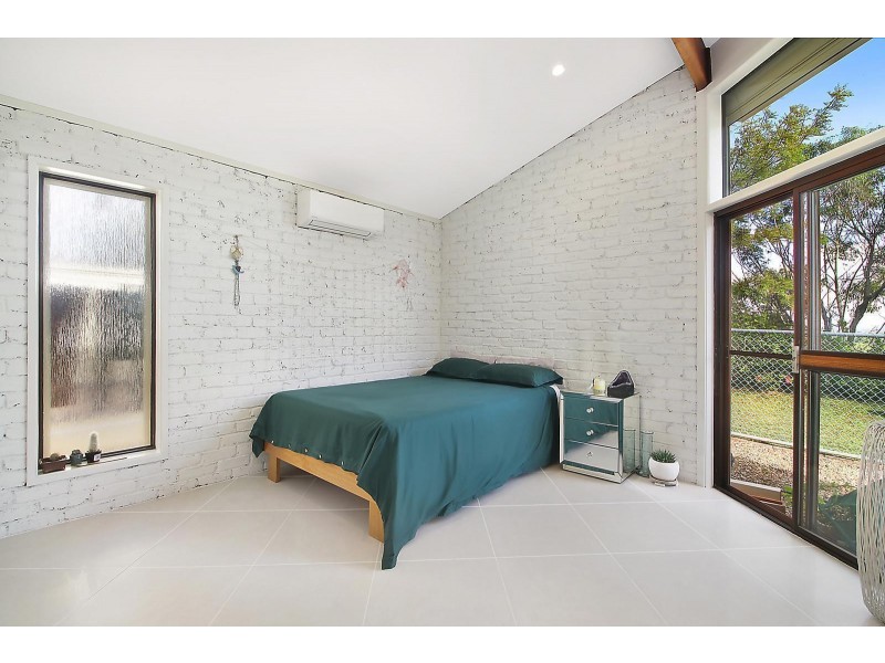 10 Binalong Drive, Ashmore QLD 4214