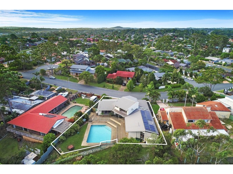 10 Binalong Drive, Ashmore QLD 4214