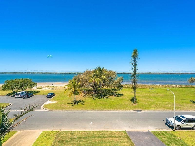 24 Shearwater Esplanade, Runaway Bay QLD 4216
