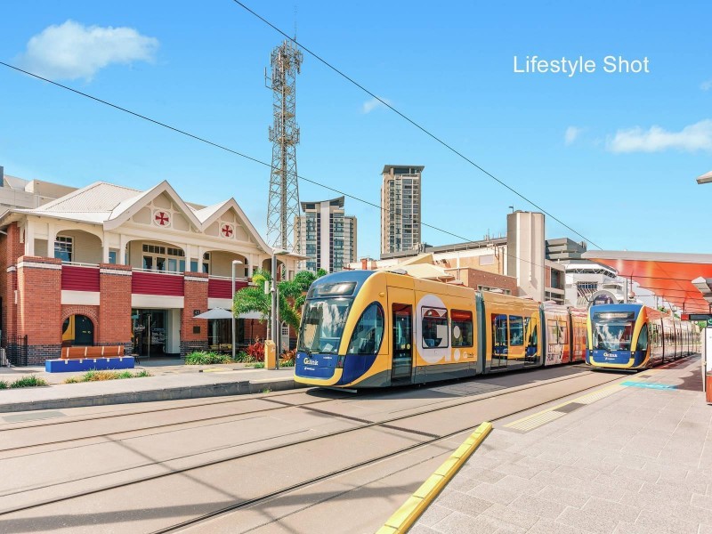 10 Sibyl Street, Southport QLD 4215