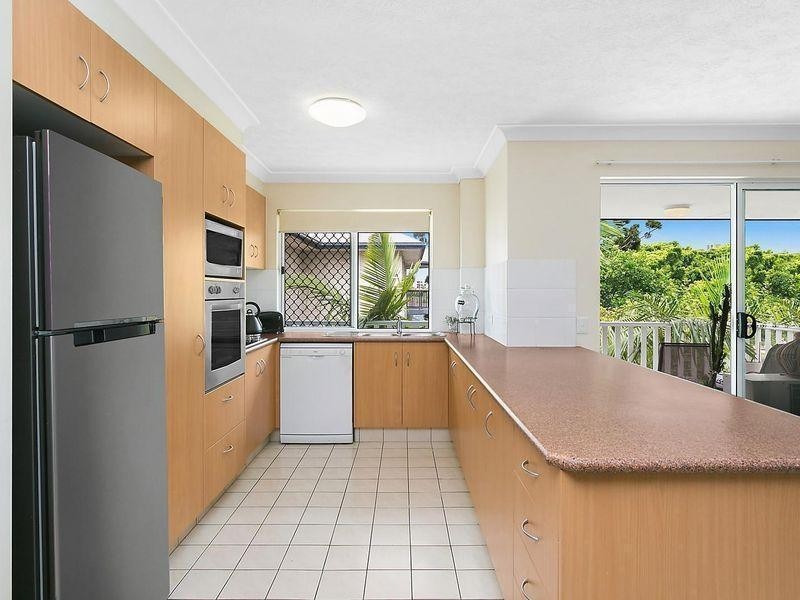 14/27 Walton Street, Southport QLD 4215