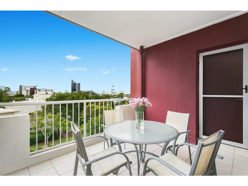 6/1 Arbour Avenue, Robina QLD 4226