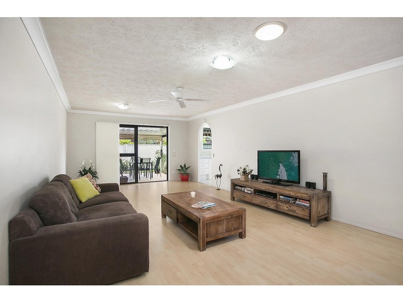 1/79 Mattocks Road, Burleigh Waters QLD 4220