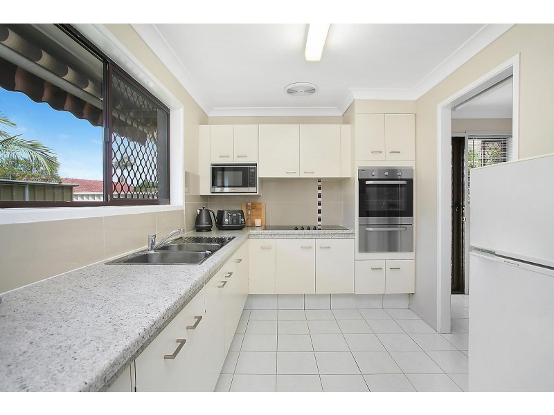 1/79 Mattocks Road, Burleigh Waters QLD 4220