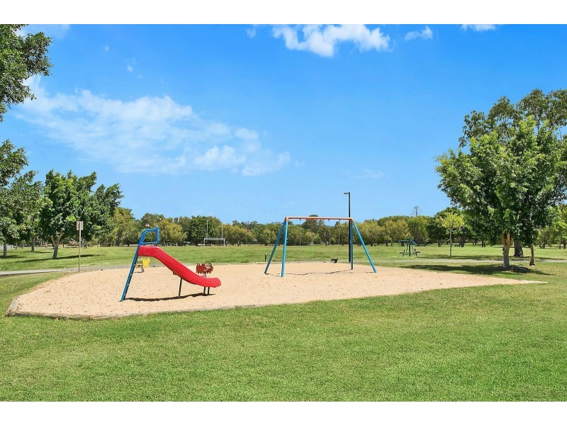 1/79 Mattocks Road, Burleigh Waters QLD 4220